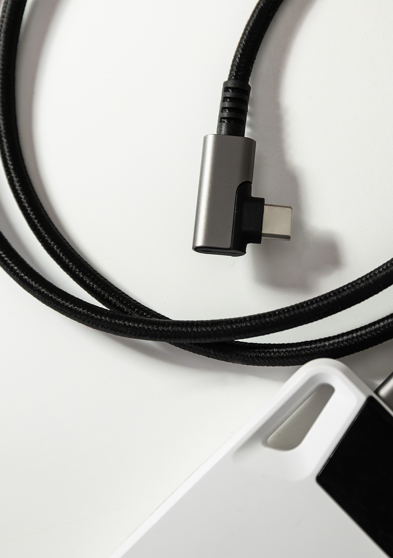 Cavo USB-C ad angolo retto a USB-C - 1M