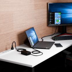Caricabatterie da 140W USB-C GaN per Laptop